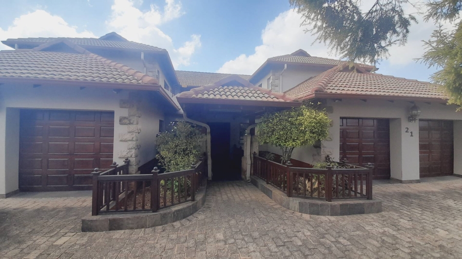 4 Bedroom Property for Sale in Birdwood Estate North West